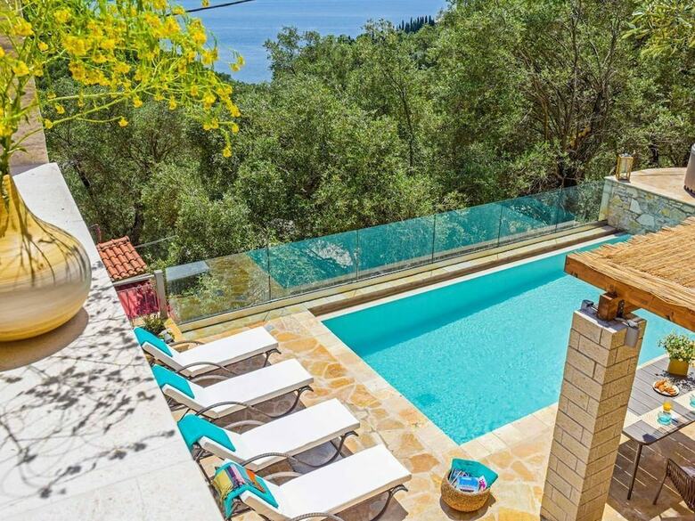 Villa Yiasemi