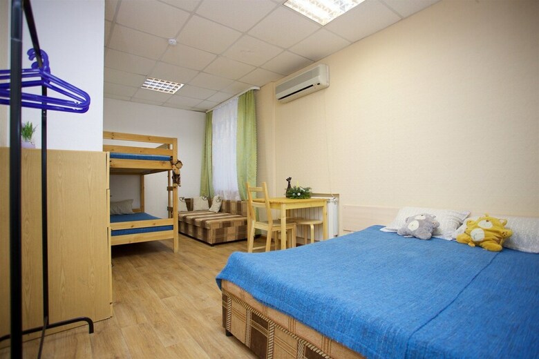 Hostal White Hostel