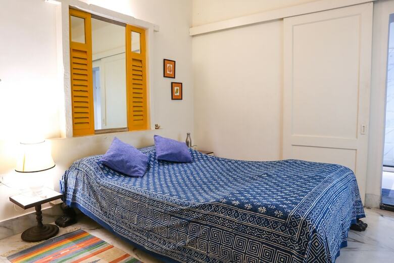 Hotel 5/4 - Calcutta's Freshest Bnb