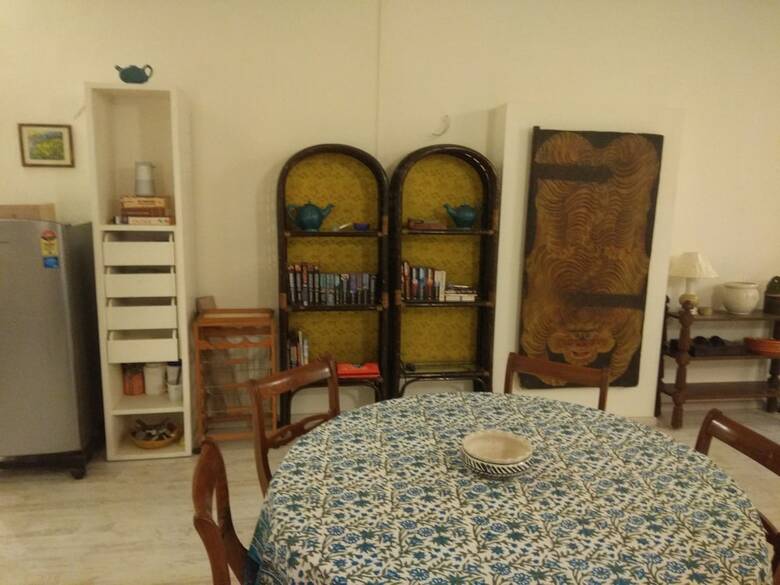 Hotel 5/4 - Calcutta's Freshest Bnb