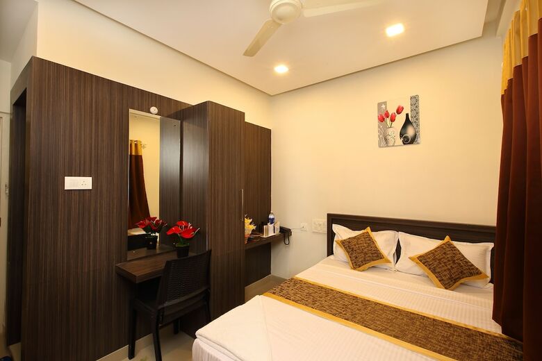 Hotel Prime Palace