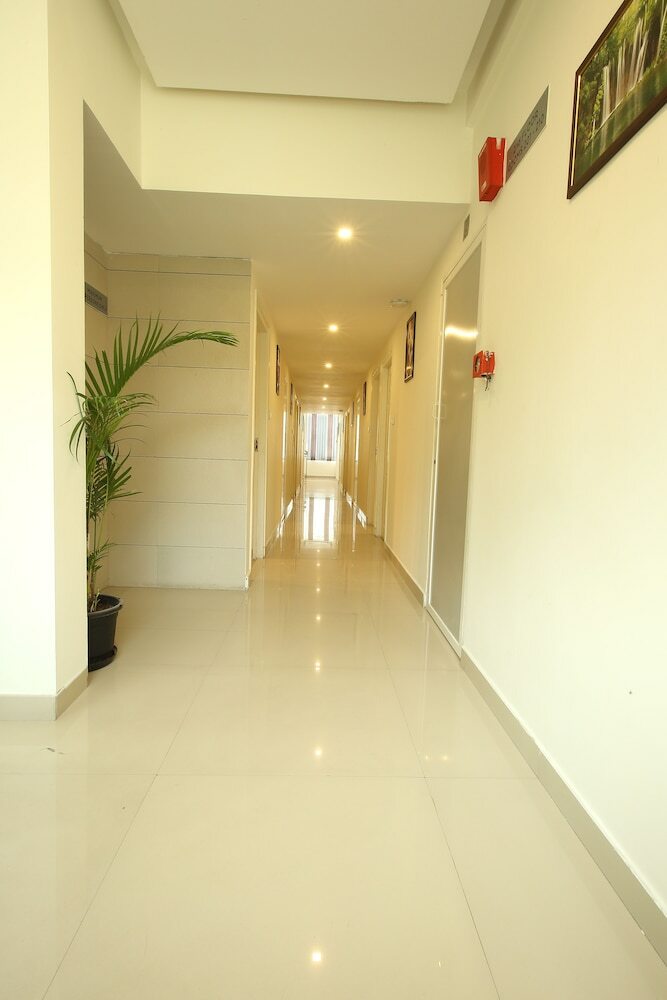 Hotel Prime Palace
