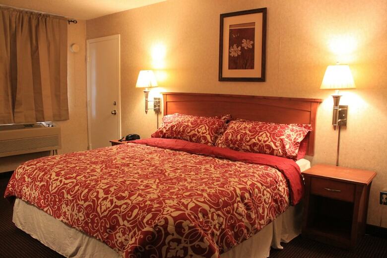 Motel Port Of Tacoma Inn