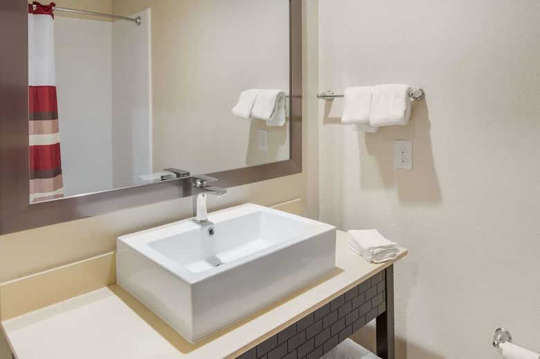 Hotel Red Roof Inn Plus+ Fort Worth - Burleson