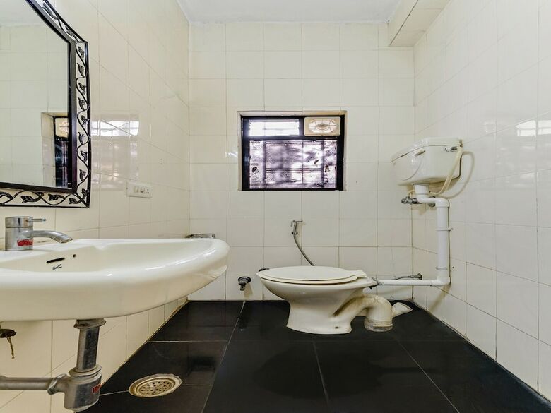 Hotel Oyo 10416 Near Central Bus Stand