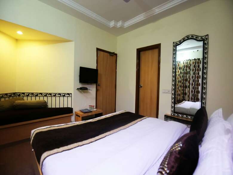 Hotel Oyo 10416 Near Central Bus Stand