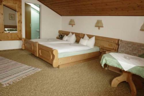 Hostal G�stehaus Marchler