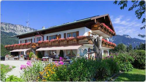Hostal G�stehaus Marchler