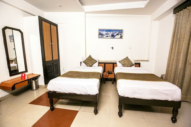 Oyo 4287 Hotel Pathik