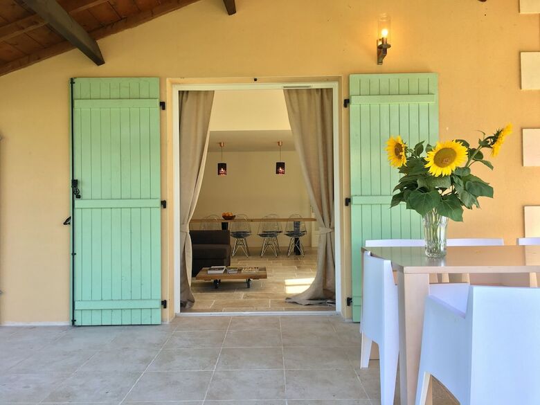 Villa 111