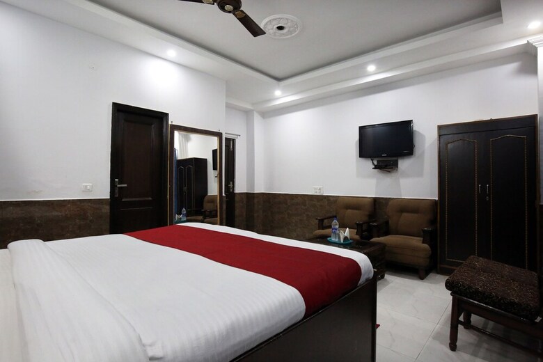 Hotel Oyo 10362 Sector 45