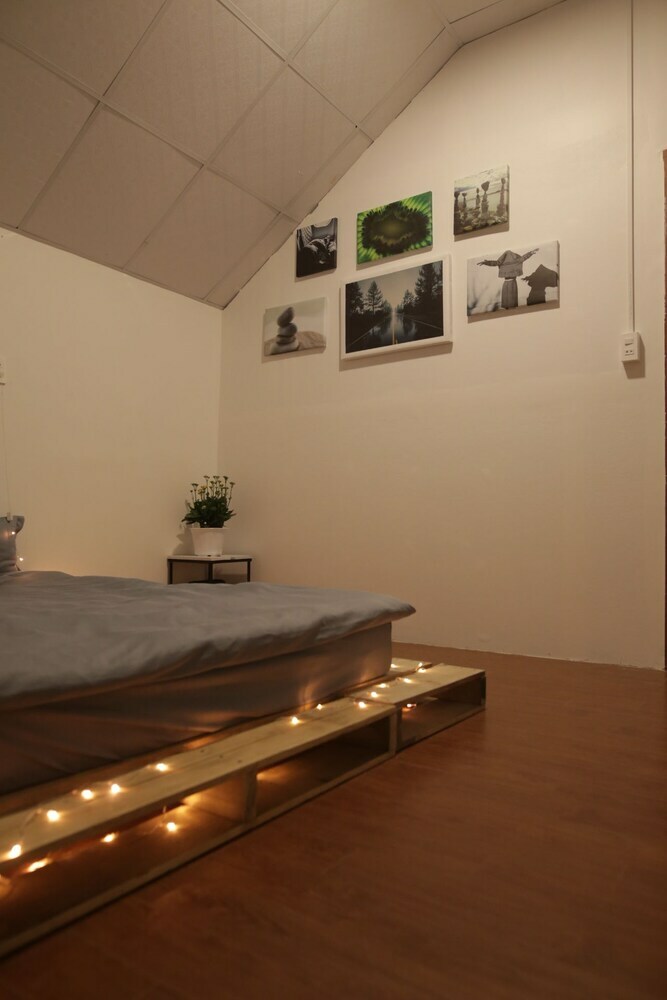 Hostal L'amour Villa - Hostel