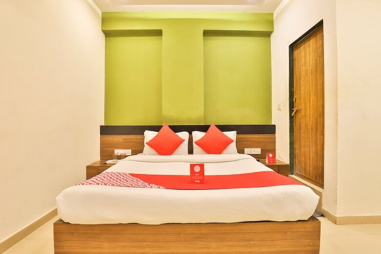 Oyo 6752 Hotel Apollo