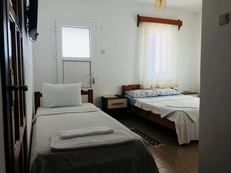 Hotel Cam Otel