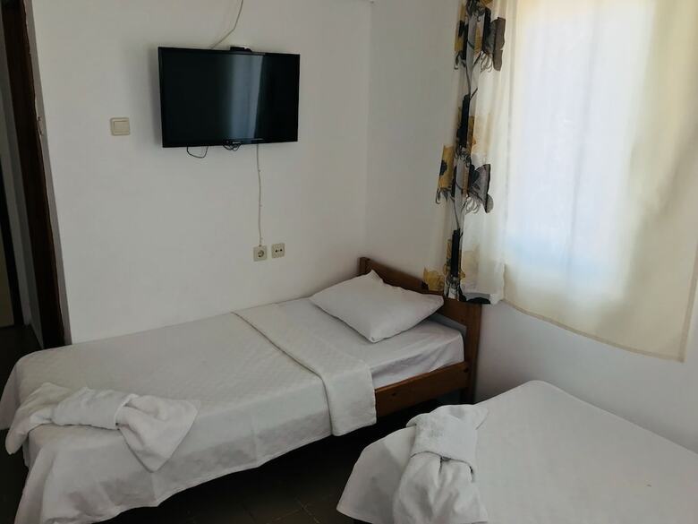 Hotel Cam Otel