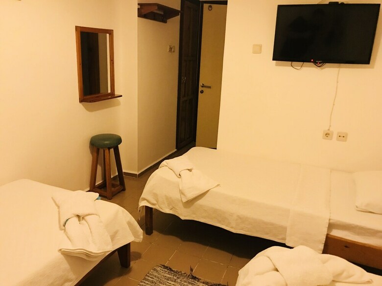 Hotel Cam Otel