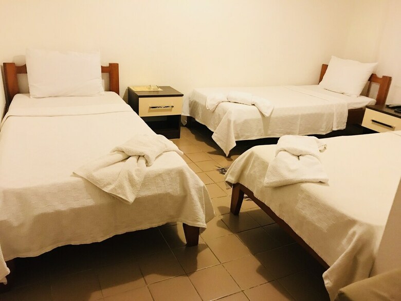 Hotel Cam Otel