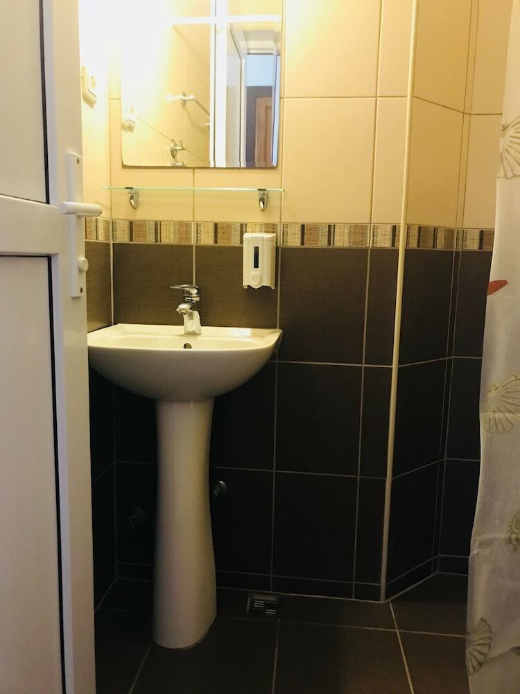Hotel Cam Otel