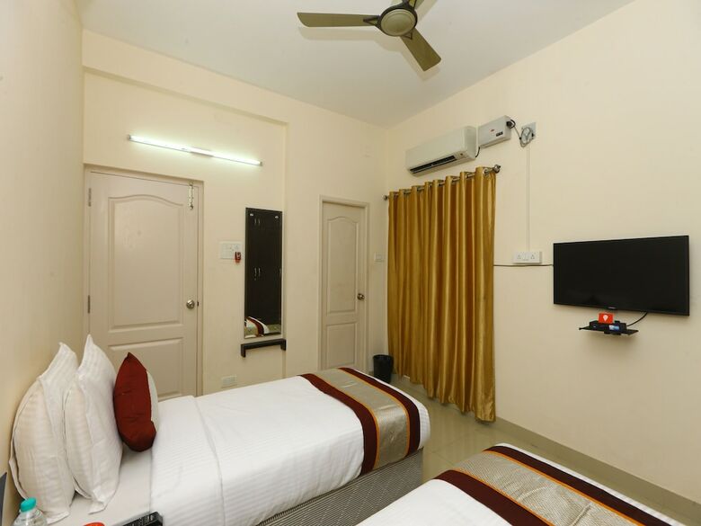 Oyo 10106 Hotel Nlbr