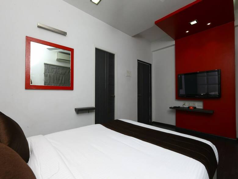 Hotel Oyo 9911 Apartment Shylee Niwas
