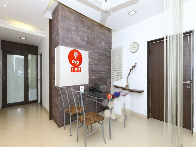 Hotel Oyo 9911 Apartment Shylee Niwas