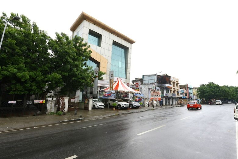Hotel Oyo 9911 Apartment Shylee Niwas