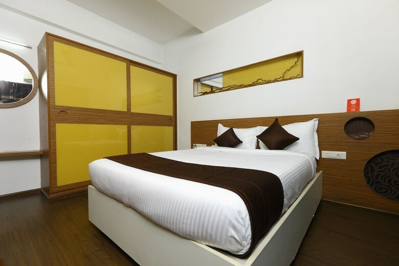 Hotel Oyo 9911 Apartment Shylee Niwas