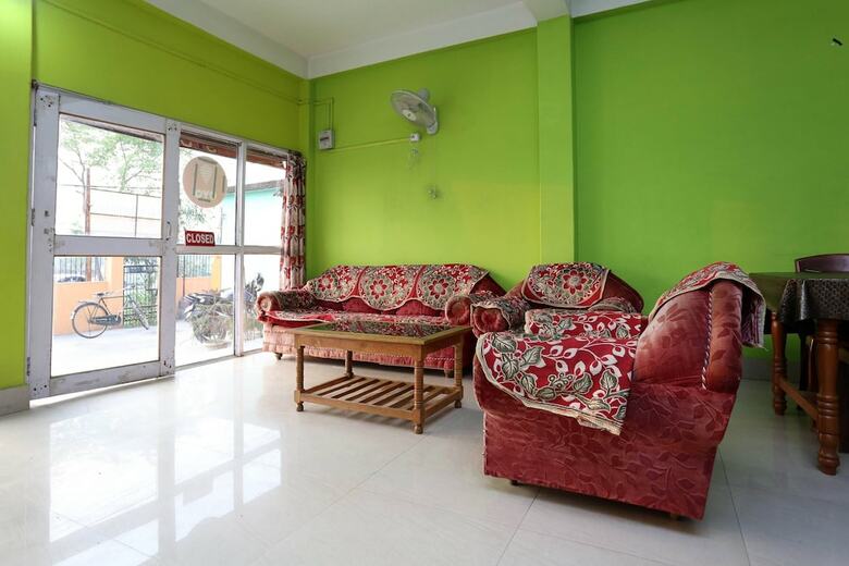 Hotel Oyo 9800 Shree Krishna Guest House
