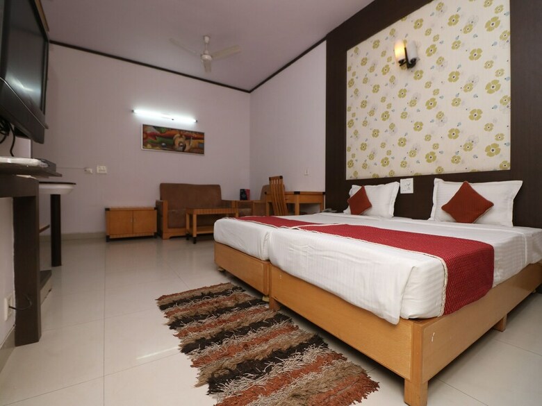Hotel Oyo 10250 Elevate Residency
