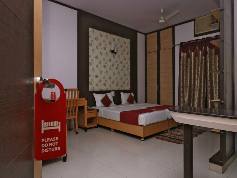 Hotel Oyo 10250 Elevate Residency