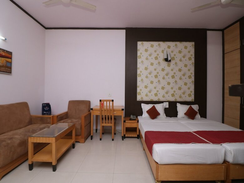 Hotel Oyo 10250 Elevate Residency