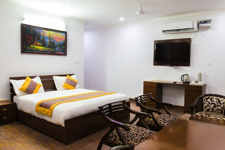 Oyo 8947 Hotel Vedanta