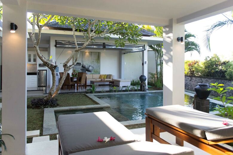 Villa Seratus