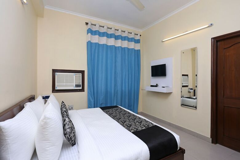 Hotel Oyo Flagship 061 Chodhary Mor Gt Road