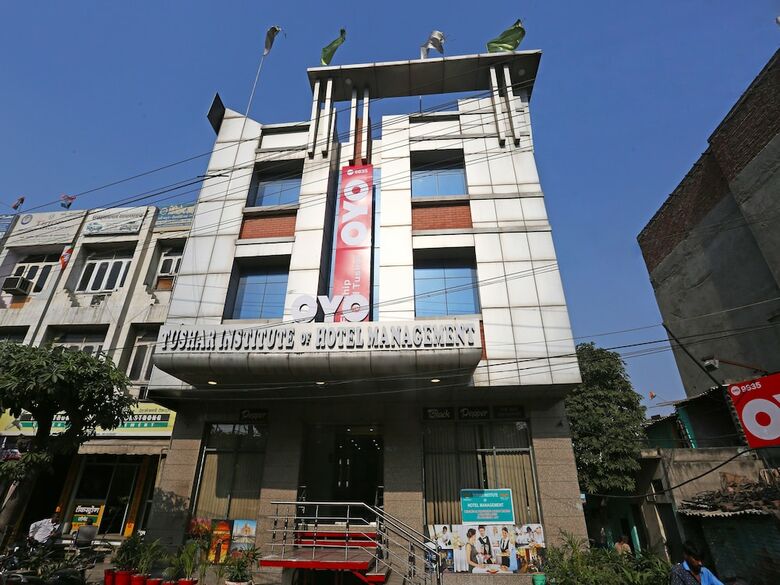 Hotel Oyo Flagship 061 Chodhary Mor Gt Road