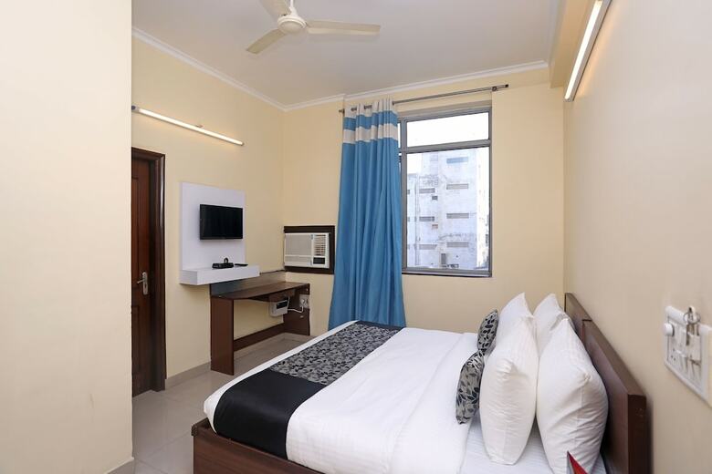 Hotel Oyo Flagship 061 Chodhary Mor Gt Road