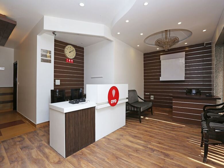Hotel Oyo Flagship 061 Chodhary Mor Gt Road