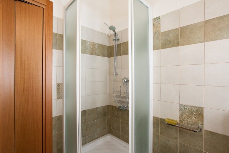 Apartments Frere