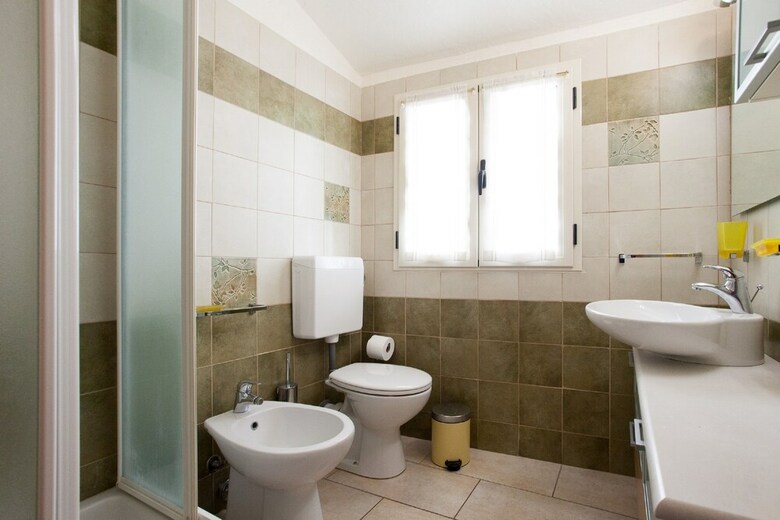 Apartments Frere