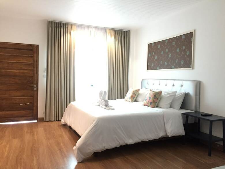 Phetcharat Grand Hotel Maesot