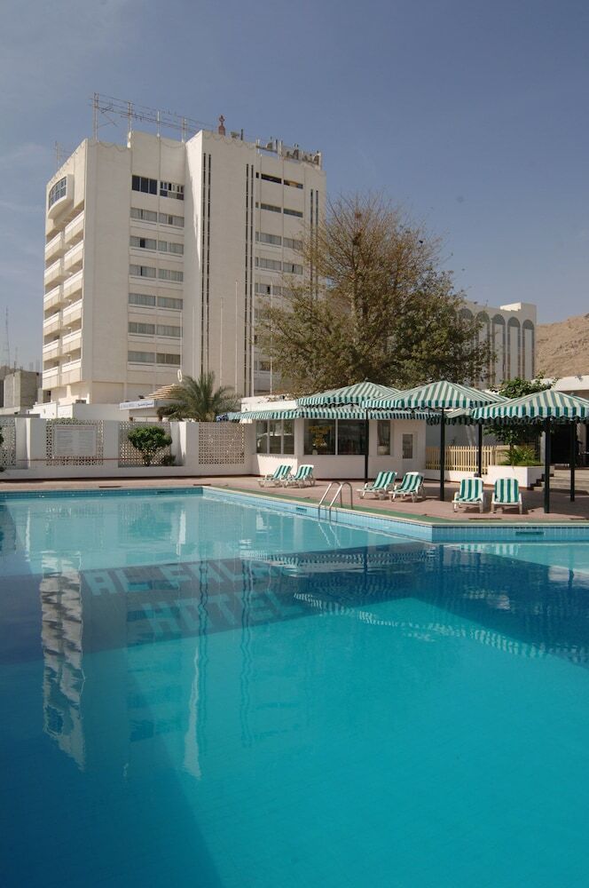 Al Falaj Hotel