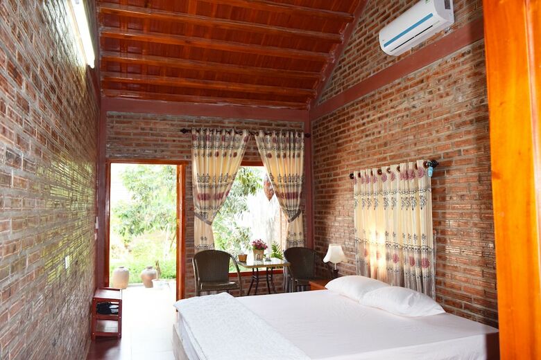 Hotel Van Long Family Homestay