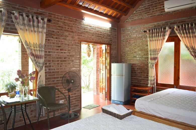Hotel Van Long Family Homestay
