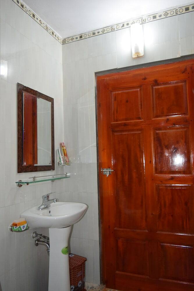 Hotel Van Long Family Homestay