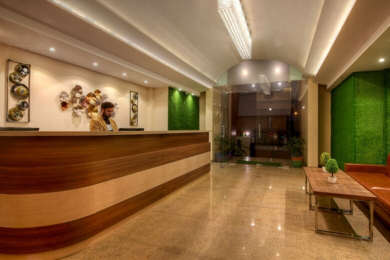 Hotel Atithi Suites