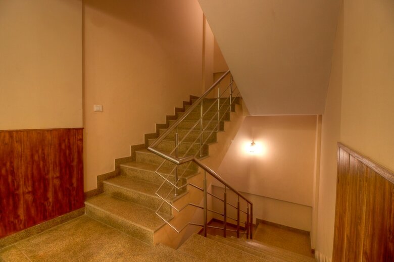 Hotel Atithi Suites