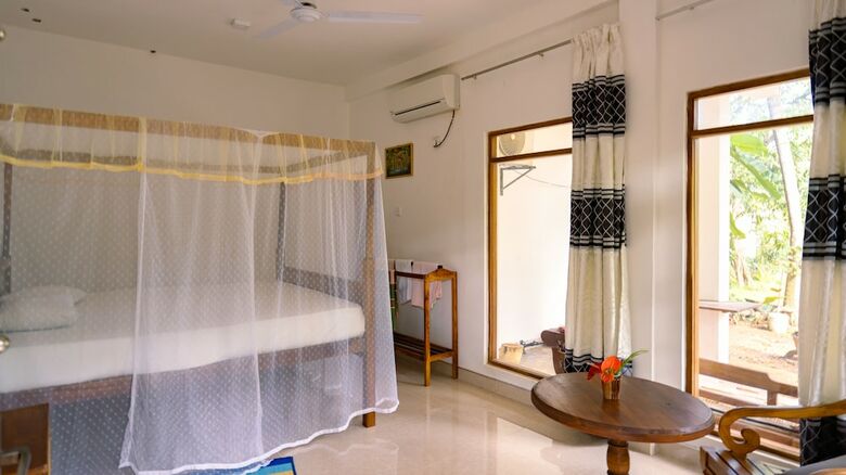Hotel Turtle Paradise
