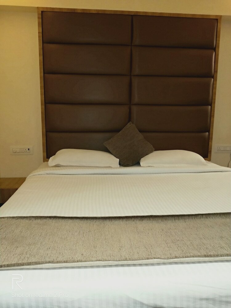 Hotel Heritage Dakshin