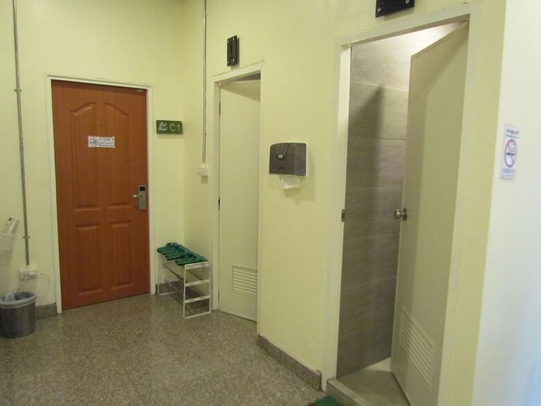 Hostal Oyo 928 Leaf Hostel