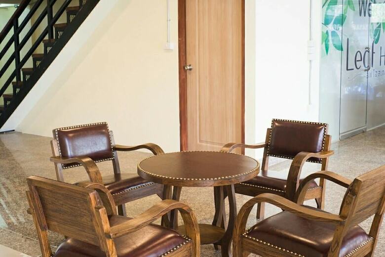 Hostal Oyo 928 Leaf Hostel